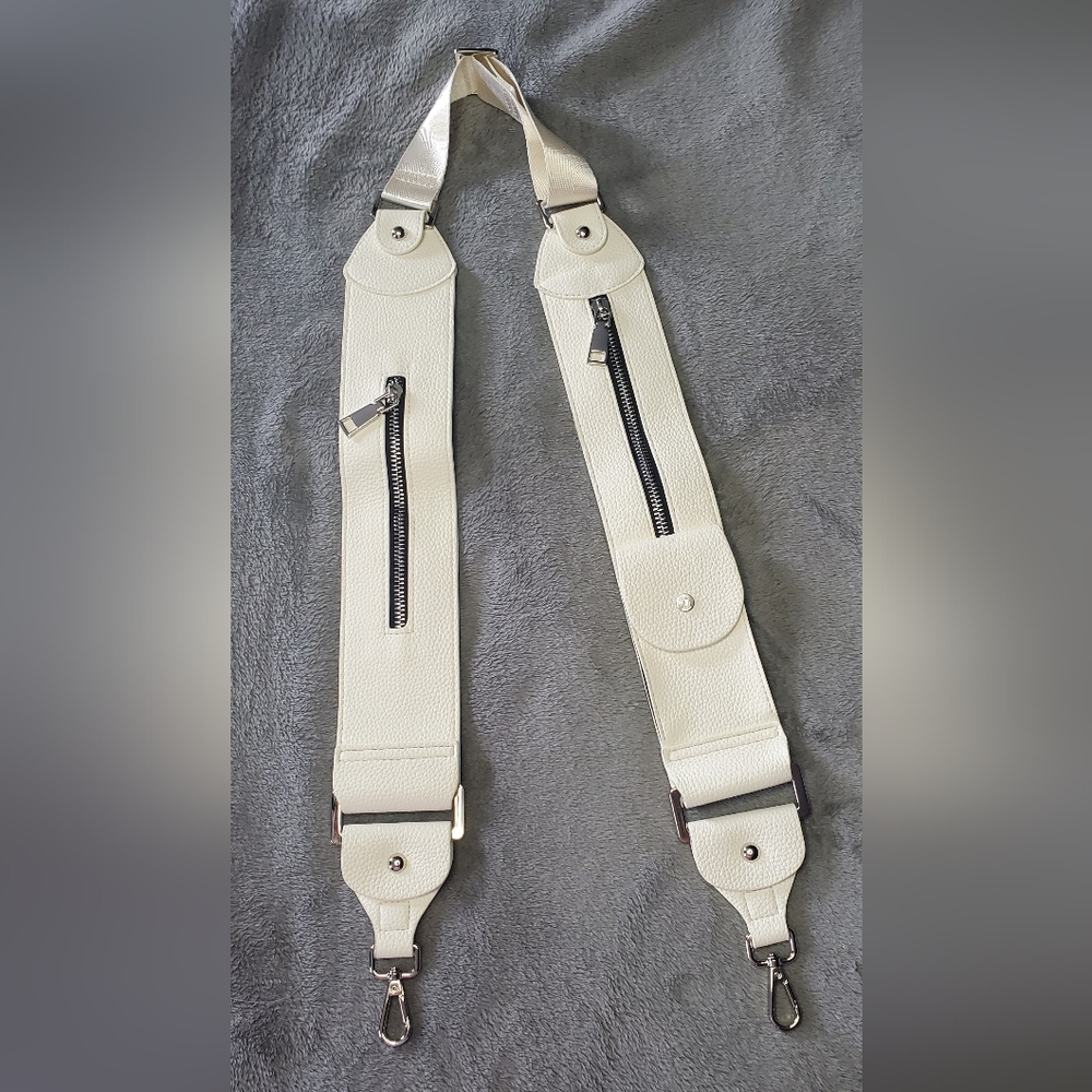Stashie, White, Cell phone strap, purse strap, event cord, sold out. CAITIE G.